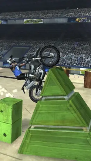 Trial Xtreme 4 Bike Racing screenshot 4